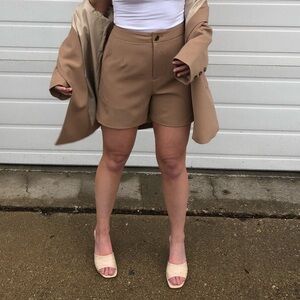 Women's Camel Dress Shorts